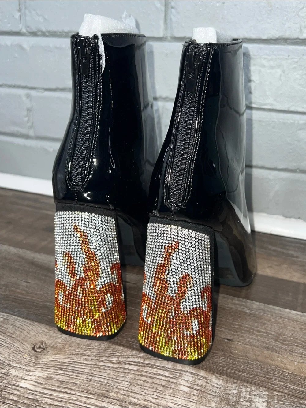 NEW! Dolls Kills Patent Women's Ankle Boots with Flame Crystal Heel Size 8.5